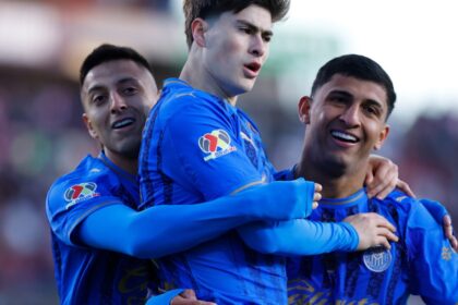 Chivas sigue en la cima de la Liga MX tras vencer a Atlético San Luis