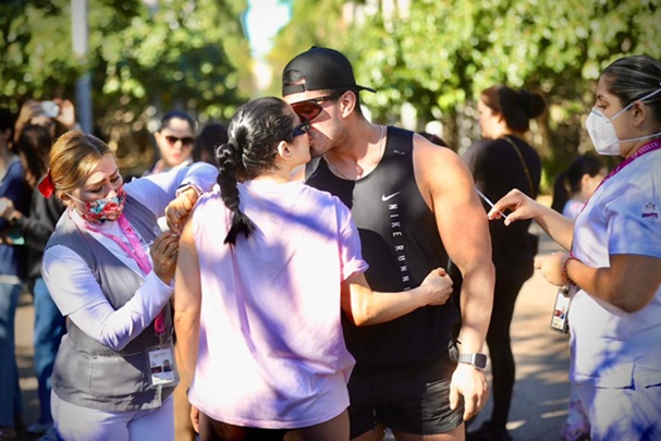 Masiva asistencia de la comunidad a los macrocentros de vacunación contra el sarampión