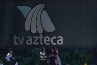 TV Azteca se declara en quiebra ante deudas millonarias en impuestos en México y Estados Unidos