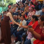 Entrega Presidenta Estrella Palacios apoyos PROBEC a niños y niñas en la ciudad