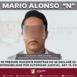 Profesor arrestado por secuestrar a una estudiante