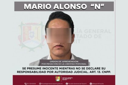 Profesor arrestado por secuestrar a una estudiante