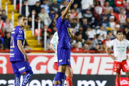 Pumas sigue su impresionante inicio tras vencer a Necaxa.