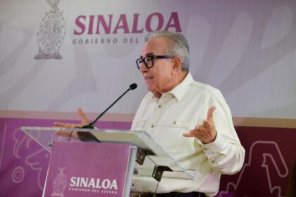 Rocha Moya anuncia la regularización de más de 60 mil vehículos en Sinaloa
