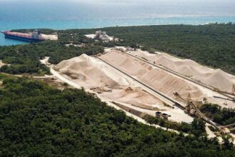 México busca soluciones al conflicto de la mina de Vulcan Materials mientras los legisladores estadounidenses amenazan con sanciones