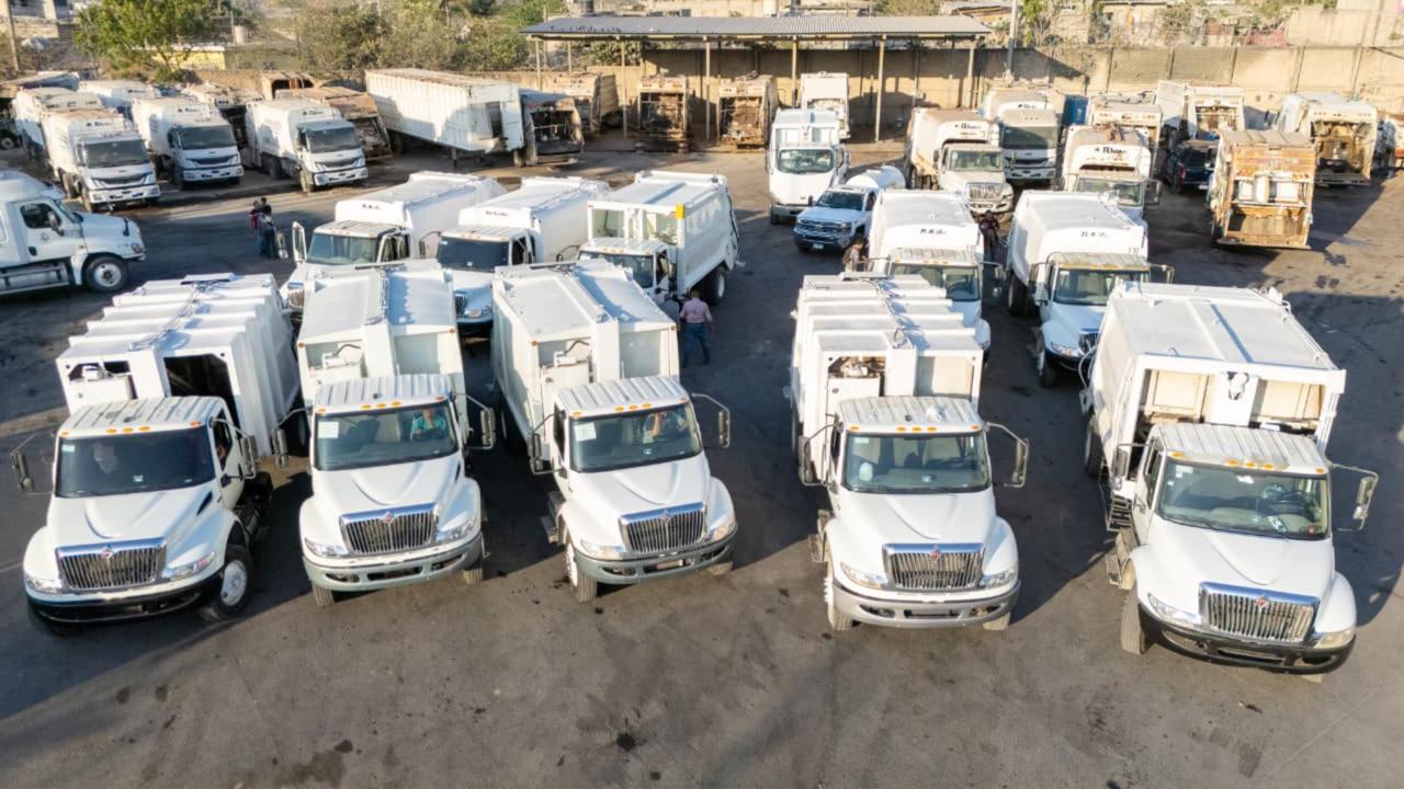 Munguía lidera un nuevo plan de limpieza en Puerto Vallarta