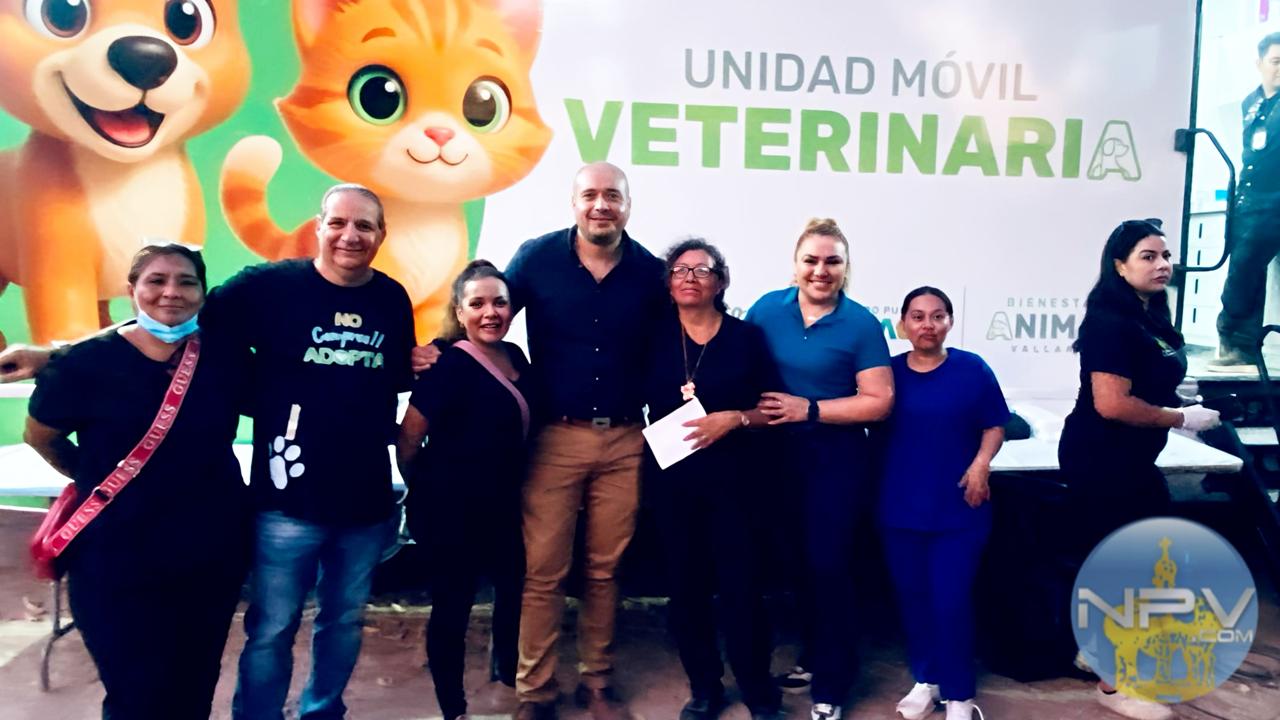 Nace clínica veterinaria móvil en San Miguel, Puerto Vallarta