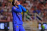 Necaxa y Chivas empatan sin goles en un partido poco emocionante