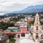 El funcionario de Chapala pide a los residentes extranjeros seguir las reglas - ¡y aprender un poco de español!