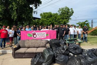 Recogen 600 sacos de basura en la limpieza de Mazatlán