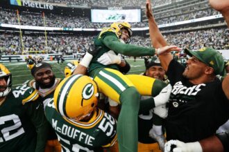 El gol de campo de tiempo extra de Trey Smack impulsa a los Packers sobre los Jets, poniendo fin a una racha de 6 derrotas.