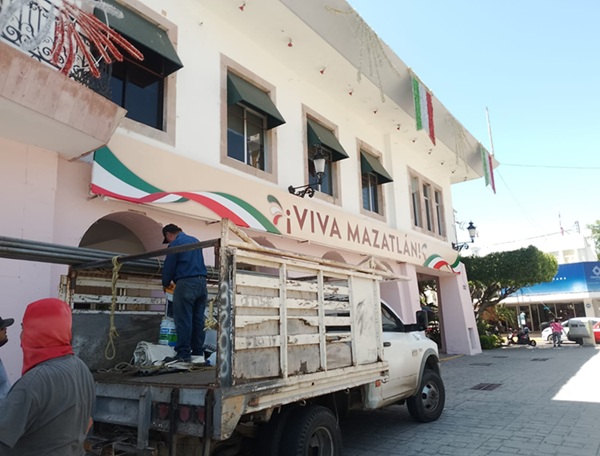 Preparativos en Mazatlán para el desfile del 16 de septiembre: ¡11 escuelas confirmadas!