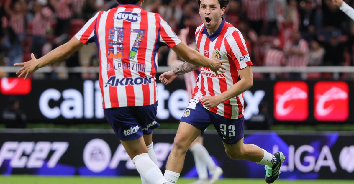 Chivas suma un mes sin ganar tras empatar contra Tigres