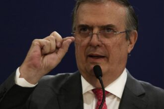 Ebrard, en Milwaukee, se muestra optimista sobre las negociaciones del T-MEC - 'más cerca cada día'
