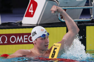 Kornev iguala récord mexicano de 100 libre en piscina corta con 44.84