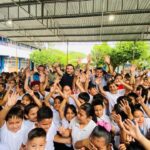 Nuevos dispensadores de agua modernos en la Primaria Solidaridad de Ixtapa