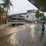 Simon fortaleciéndose rápidamente, podría impactar a Jalisco o Colima como un huracán importante este fin de semana