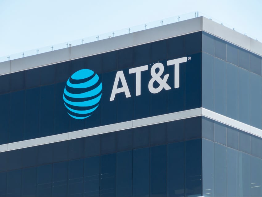 Televisa adquiere AT&T por US $2 mil millones, cambiando el panorama del sector de las telecomunicaciones en México